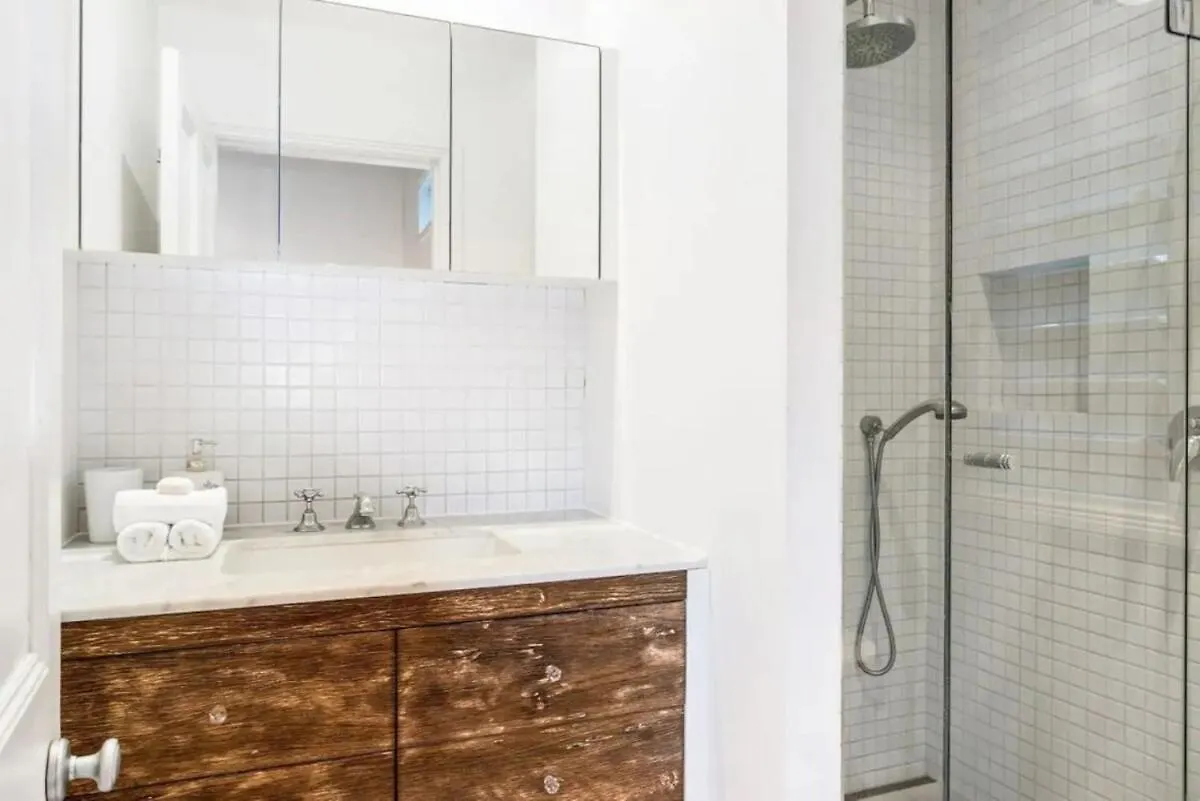 Sanctuary Spaces - Kia Ora Byron Byron Bay Villa
